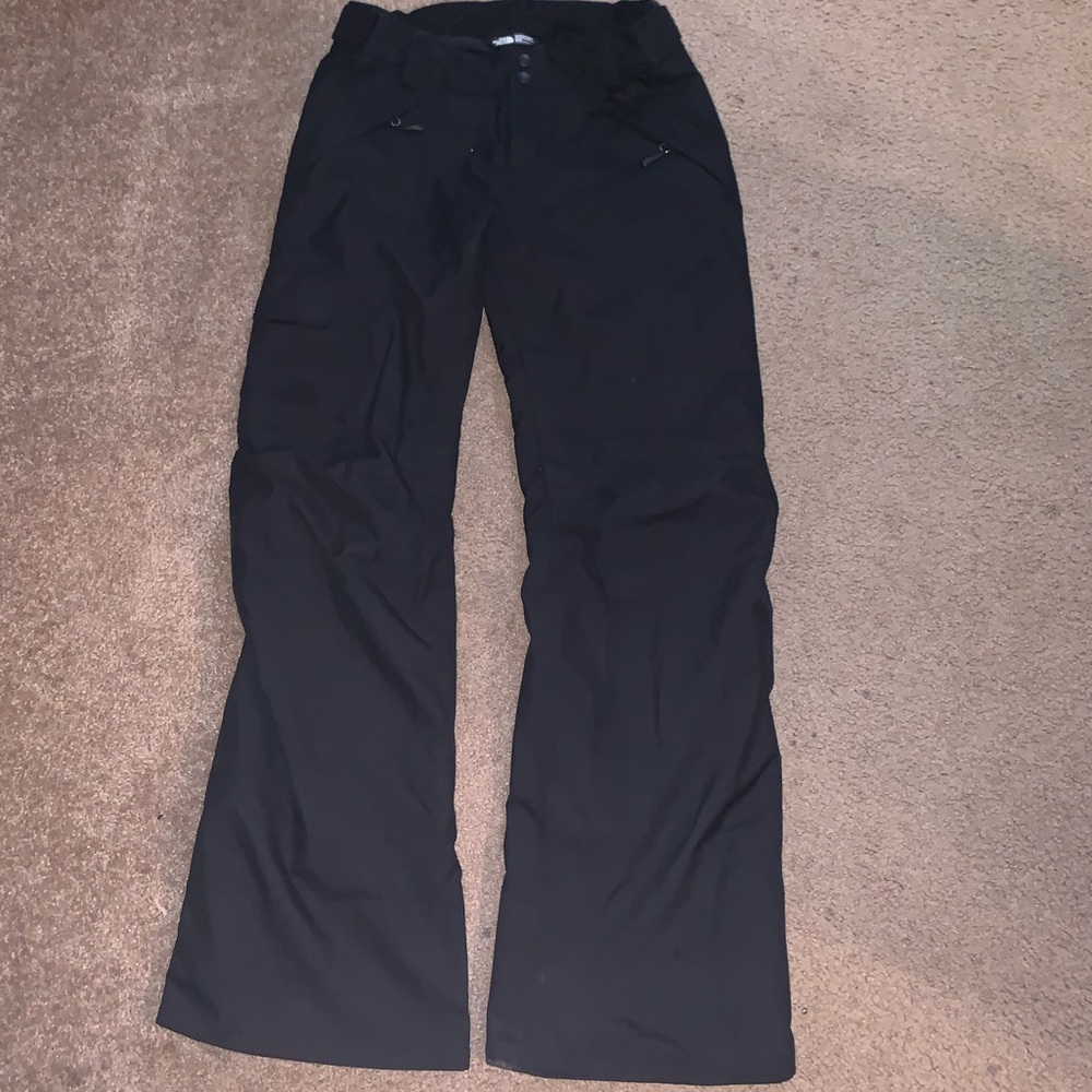 Woman’s north face snowboarding pants